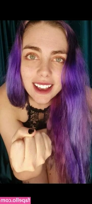 viviennelamour [ viviennelamour-2 ] - -  ᐢ ᐢ                    づ             meow  If you wanna see