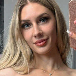 emilyjadeofficial