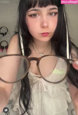 Jorena - When Sir buys you 2AM Mcdonalds you get your titties out for the ride