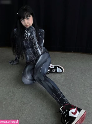 Jorena - New 🤚 handjob and pussy rubbing video with @deanvandammexxx