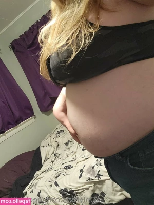 geekikitten - Here new pics for all single guys before Valentine’s