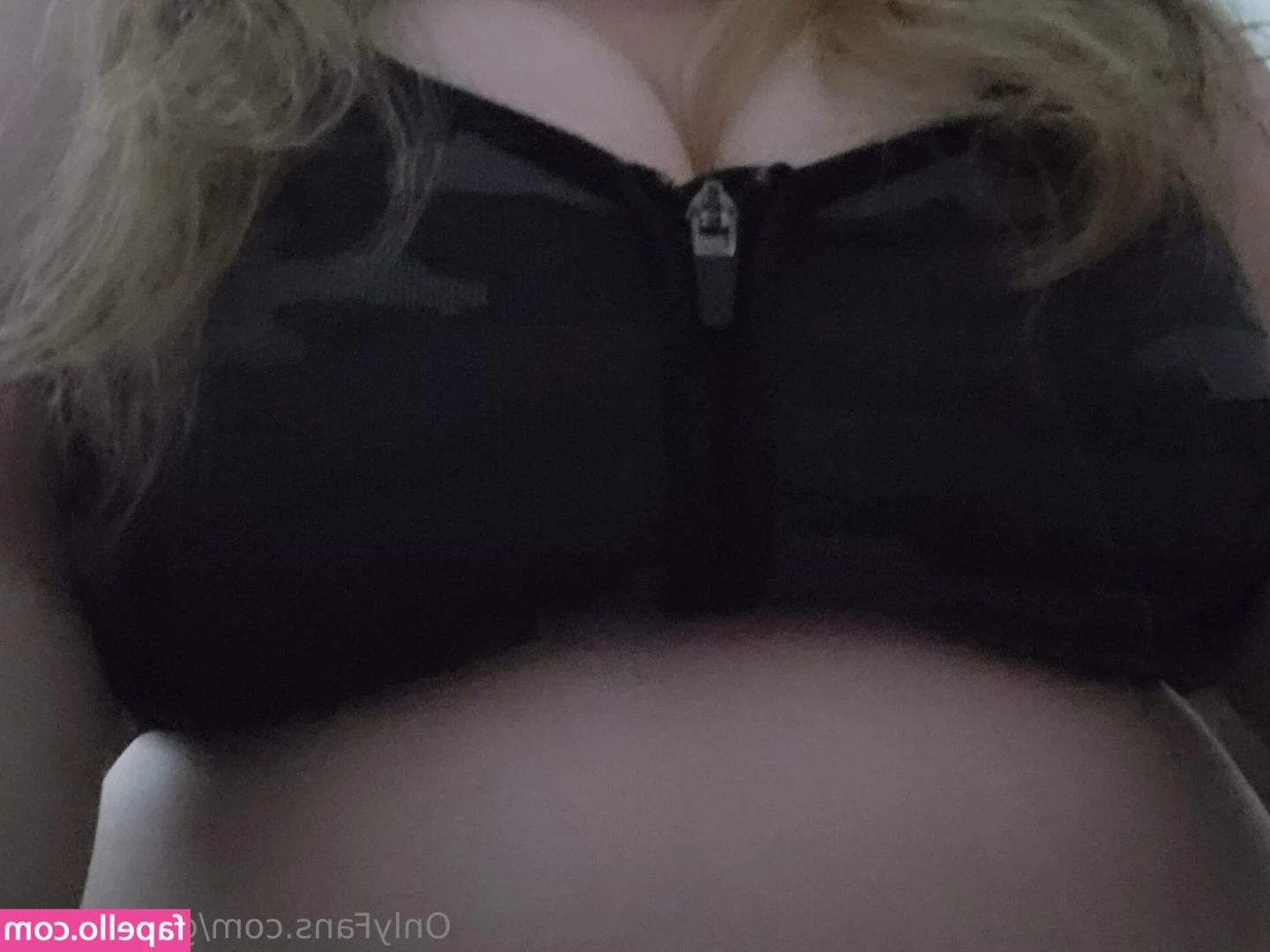 geekikitten - Advinha o que estou pensando    Estou louca com um fogo pra dar hoje 
