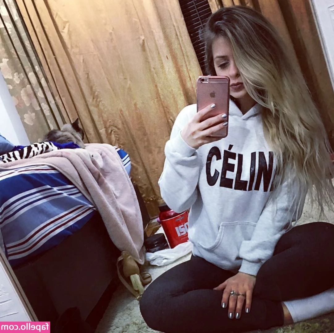 Yasmin Hehn [ yasmin-hehn ] - Subo mas contenido