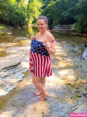 freexxxcourtneylynn - Does your dick stand a chance