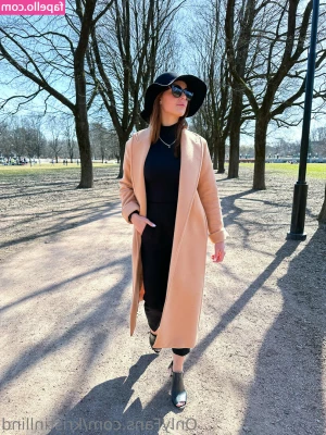 kristinllind - Looking for something to sit on rn