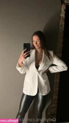 kristinllind - there are some girls that are a little angry with me here  insulting
