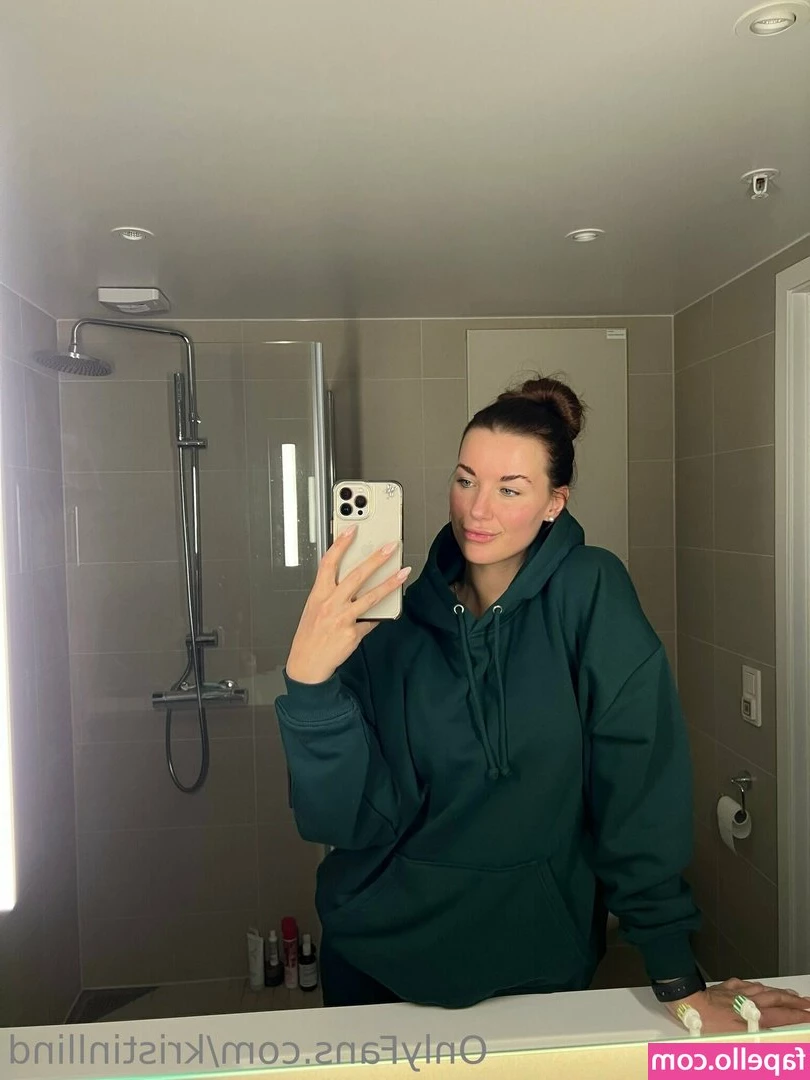 kristinllind - Thanks to a wonderful sub  I now have a new toy  Here s a small video