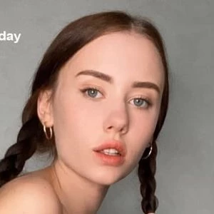 lucy-alexandra-1