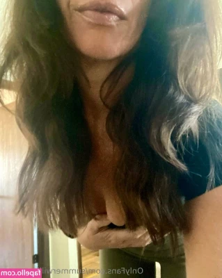 summerwilliamsxoxo - Outa shower an gettin hot in here