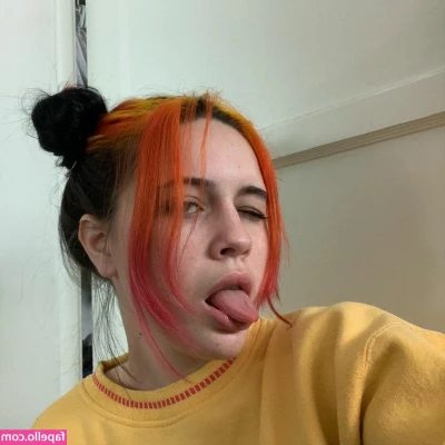  [ bea-miller ] - Holy hole