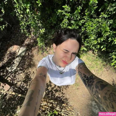  [ bea-miller ] - Have a close look at the fun  yournaughtystylist