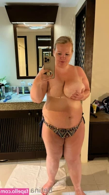betina_poulsen [ betina-poulsen ] - Push me down on my tummy and then stick your cock inside me, it hits