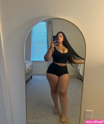 iisabelxx - I know y all love the titties