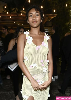 Sydney Park [ sydney-park ] - That’s how genetics works baby… I get my big dick from my daddy