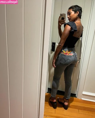 Sydney Park [ sydney-park ] - I'll be honest, this is one of my favorite videos, I'll move my dildo