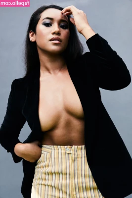 Sydney Park [ sydney-park ] - just woke up
