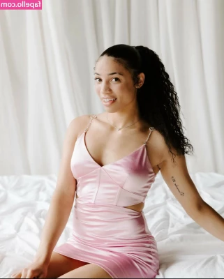 Amiah Simmons [ amiah-simmons ] - Where are my booty lovers?! 😍🔥 Get Ready for a whirlwind of