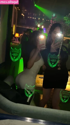 Karenliao - Let me take it off for you
