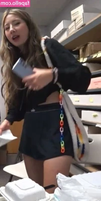 Fuslie [ fuslie-2 ] - Breakfast with a view 😘