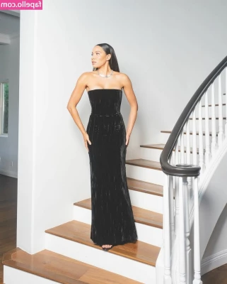 Jurnee Smollett [ jurnee-smollett ] - 📷 x4  I really would have liked to do these in a forest or