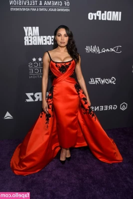 Jurnee Smollett [ jurnee-smollett ] - fav lingerie