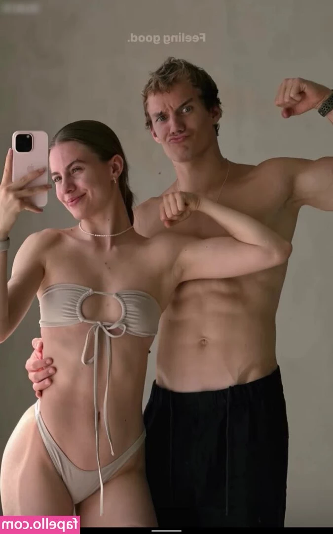 Lisa-Marie Schiffner [ lisa-marie-schiffner ] - I want you to worship my body