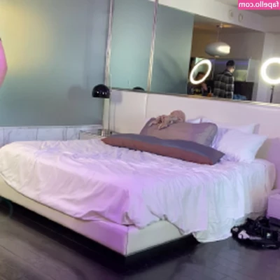 Leila Lewis [ leila-lewis-5 ] - Leah taking BBC before she was ever in porn 😏