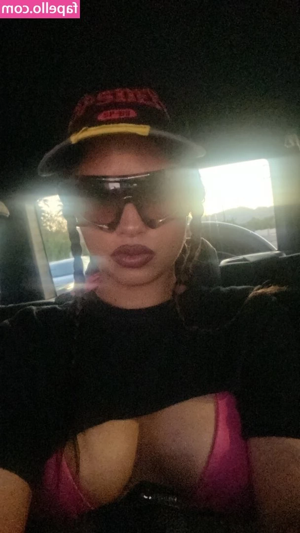 Tommy Genesis [ tommy-genesis ] - You ve been good  but I think it s time to be a little naughty  Come