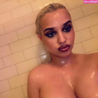 Tommy Genesis [ tommy-genesis ] - Y all asking for an  ariannaflowers tape  imma Need at lease 10K Fans