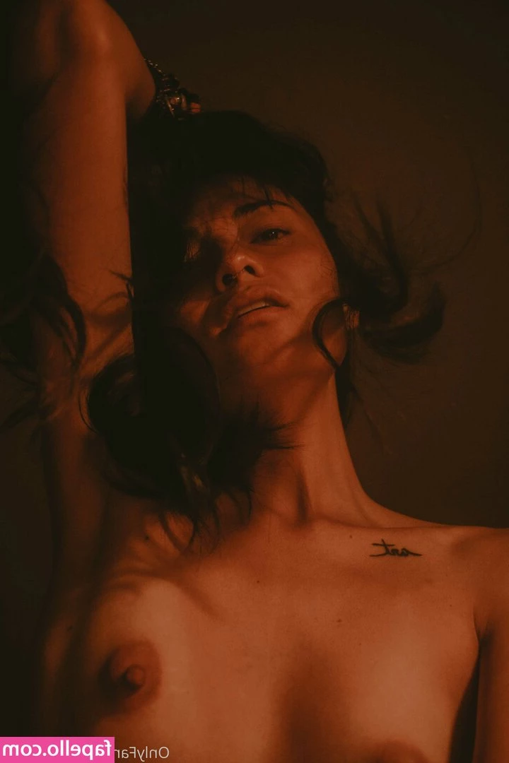 Charry Jin [ charry-jin ] - We are both down  let us show you what you want  Pics  videos   you