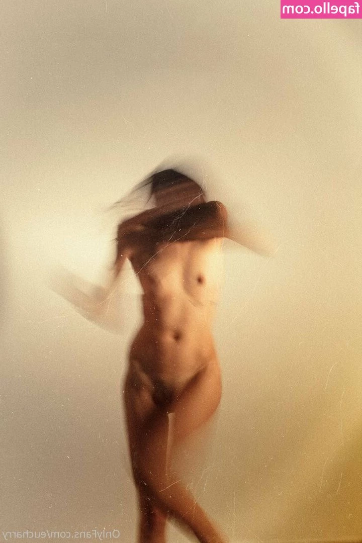 Charry Jin [ charry-jin ] - Happy Friday  Enjoy more from my bubble bath yesterday