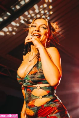  [ caity-baser ] - Jingle them balls for me 🤤