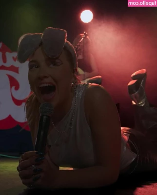  [ caity-baser ] - what do y all wanna see next  3