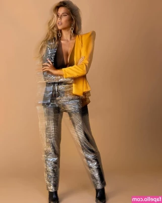 Kara Del Toro [ kara-del-toro ] - Good Morning! Look out for new posts today! Enjoy my latest scenes!