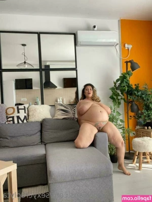 sexycreolyta - I ll be online this evening on my VIP page to drain your balls   
