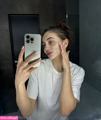 anastasiia_heat [ anastasiia-heat ] - Am l the prettiest girl you ever seen without make up?