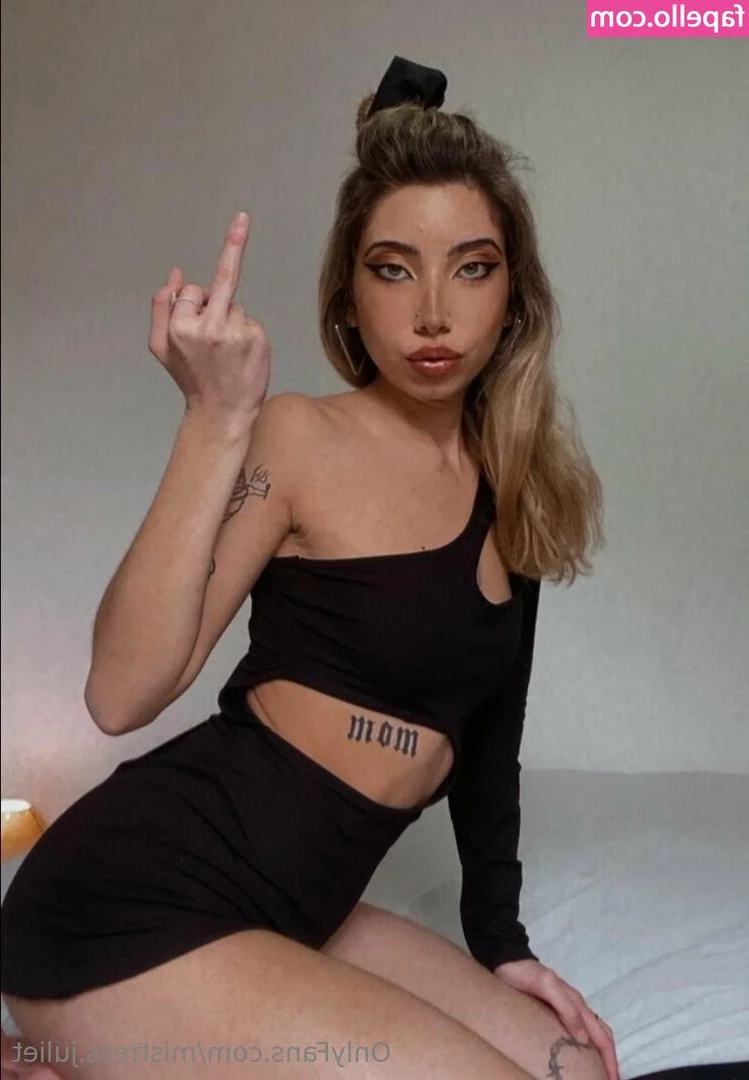 mistress.juliet [ mistress-juliet ] - Ass worship    so much to be thankful for