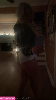 avafoxx.xoxo [ avafoxx-xoxo-1 ] - Cum on guys. 2 more followers and I’m at 500! You can do it ! When