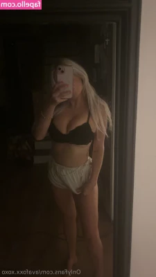 avafoxx.xoxo [ avafoxx-xoxo-1 ] - Essa seta esta apontando pra vc