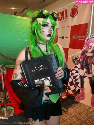 kitsudollx - so horny