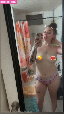 simplybisteph - I'm a food eating machine 🥰🍔🍟
