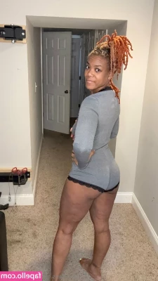 lil_moni_que [ lil-moni-que ] - wet shirt 💦