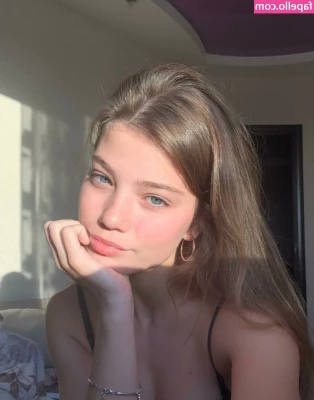  [ jessicamiller111 ] - Watch me take it off for you     Tit pic  amp  a 1 48 min strip tease