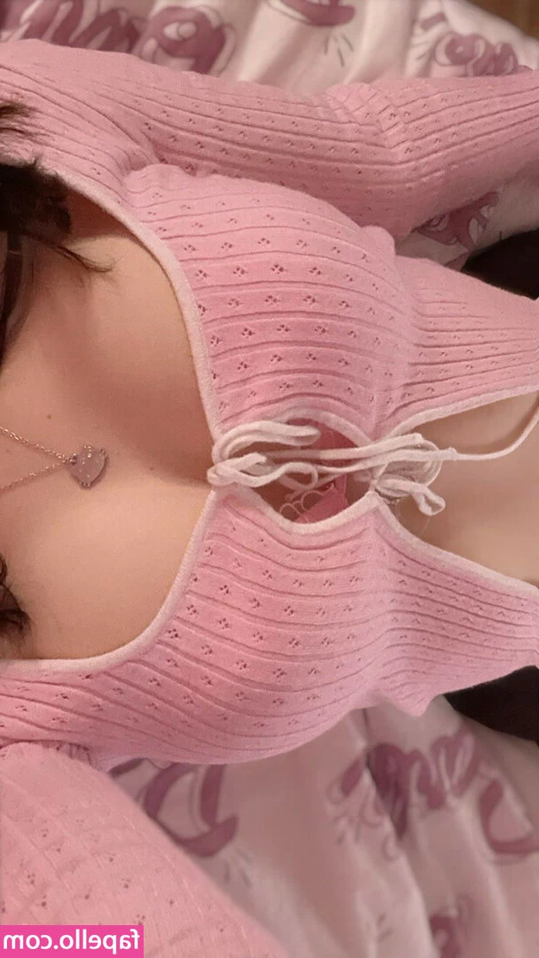 blossomprinxess - Who Wants to see the rest
