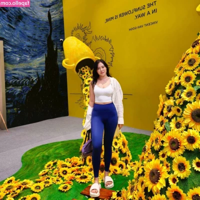 Yuggie_TV [ yuggie-tv ] - Come  have fun with your tongue in my tight  sweet holes