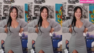 Yuggie_TV [ yuggie-tv ] - Nyloned feet on table. Ultra sheer nude pantyhose and tasty snacks