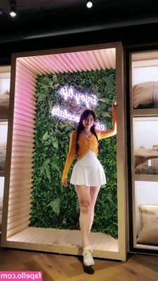 Yuggie_TV [ yuggie-tv ] - on/off but the stockings stay on