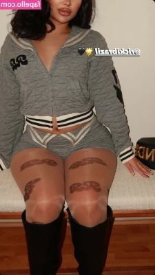 elara777 - Made my account free come see me and show some love  And inbox me for