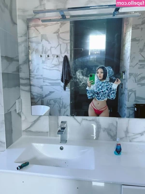 elara777 - You don't see much, but there's definitely an earful :)