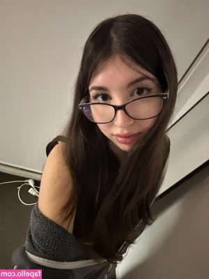 Claumarii Claudicloud [ claumarii-claudicloud ] - Naughty teacher